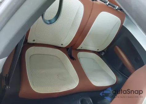 2015 Volkswagen Beetle 1.8T Classic из США, поврежденный, VIN 3VWF17AT3FM654647